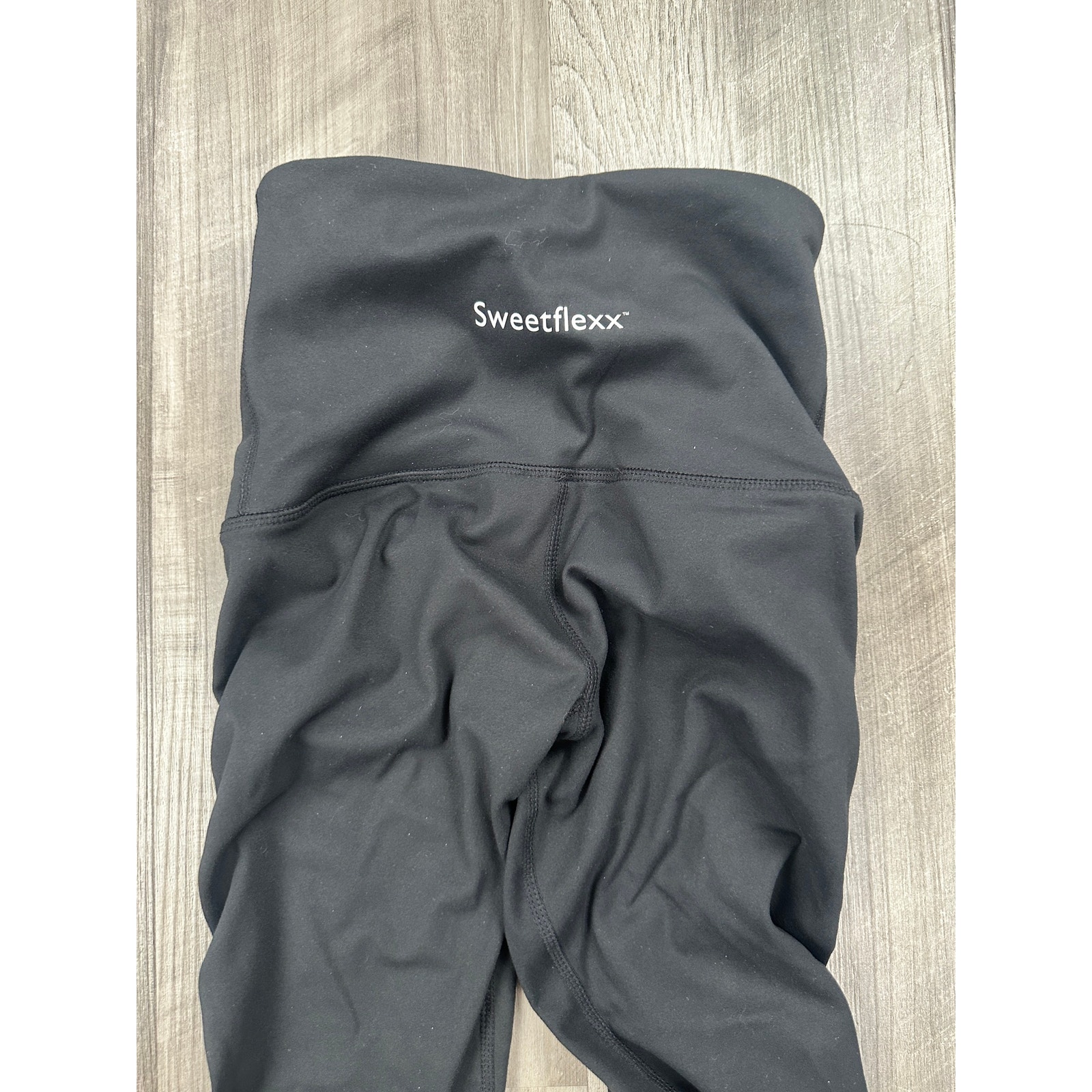 Sweetflexx Capri No Pocket Resistance Leggings Black Size 2 — image 3 of 6